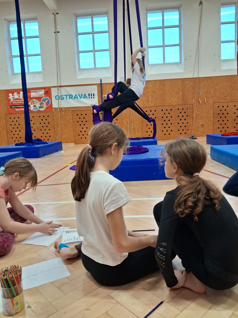 4ec5c943-3bf6-49fb-9247-94cb699f7289.jfif