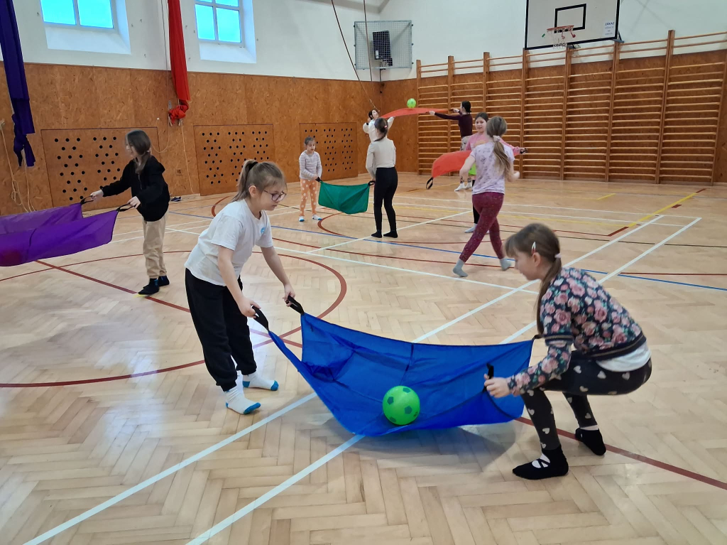 41fea859-7208-48f7-a703-6a52716d8fd7.jfif