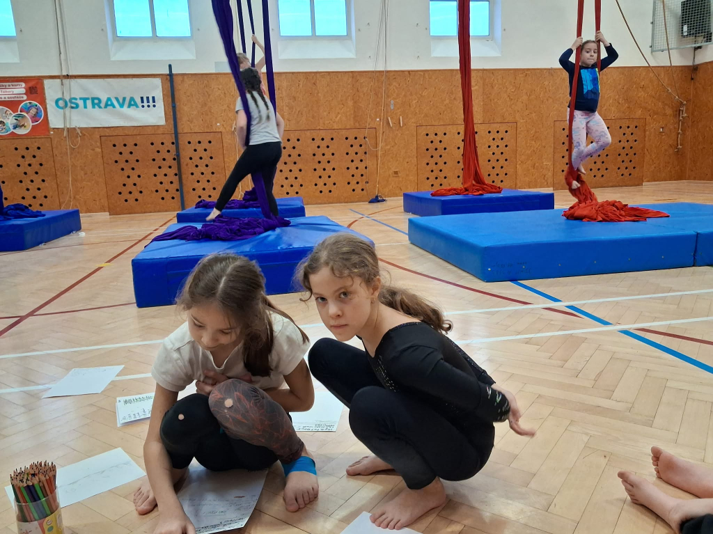 acdb8383-9483-4a4d-a241-31ab5ec214d9.jfif