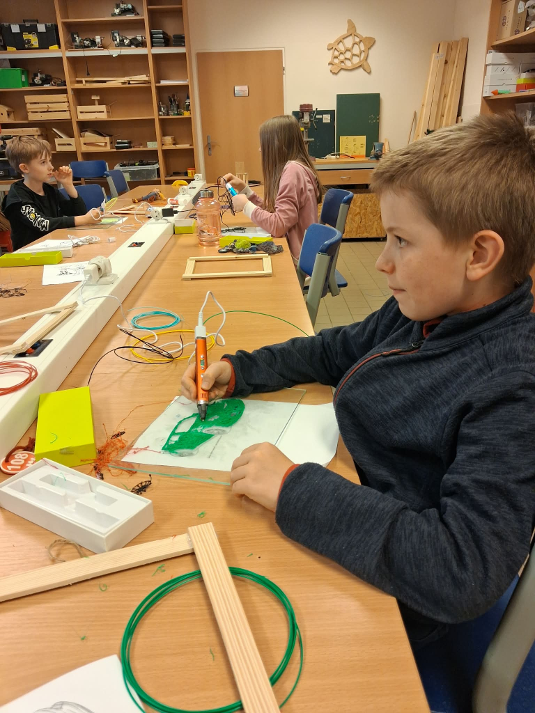 520aee6c-e6b6-4f8f-8de8-1dcd8b3beb85.jfif