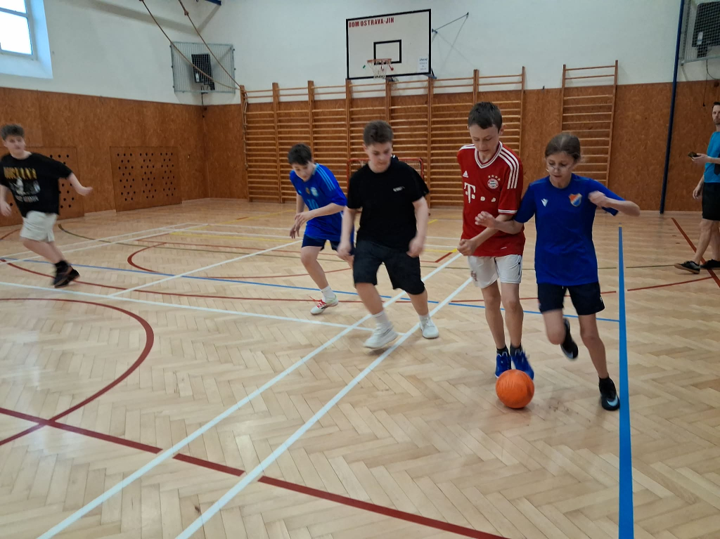 525a6400-b6e5-415c-a14e-db511c67f2e6.jfif