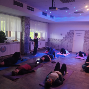 Mesit 25 joga (5).jpg