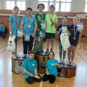 Badmintonový turnaj čtyřher SVČ Ámos 